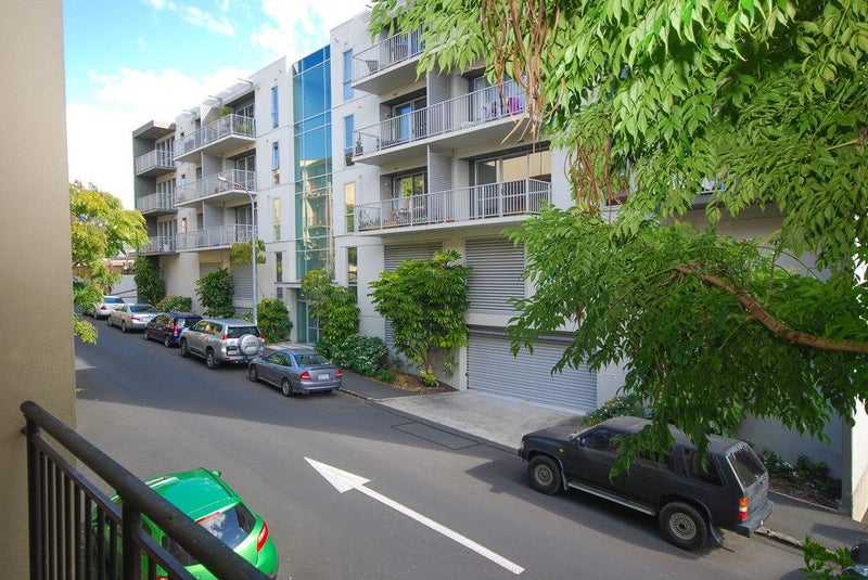 GA/11 Charlotte Street, Eden Terrace, Auckland - Carousel 8