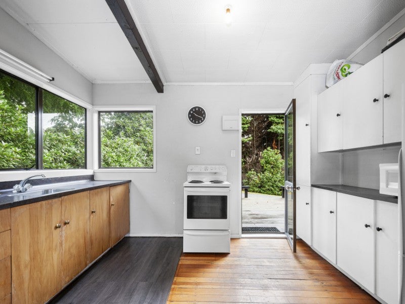 2/10 Sunset Street, Hilltop, Taupō - Carousel 2