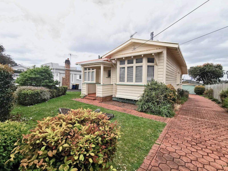 3 Bruce Street, Northcote Point, Auckland - Carousel 1