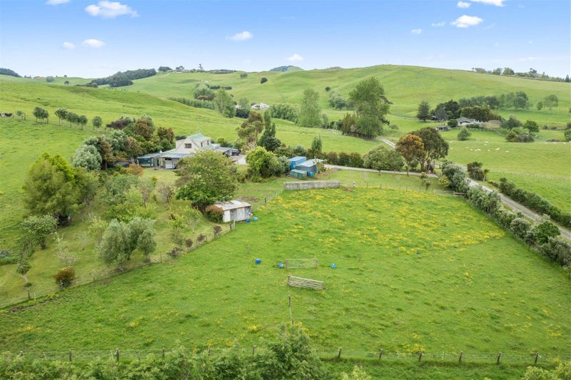 34 Naumai Road, Warkworth - Carousel 2