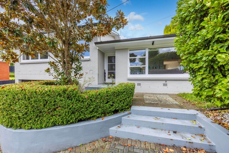 1012 River Road, Queenwood, Hamilton - Carousel 25