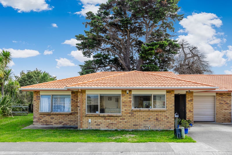 23 Carlas Way, Ranui, Auckland - Carousel 1