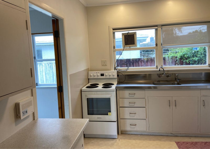 948 River Road, Queenwood, Hamilton - Carousel 2