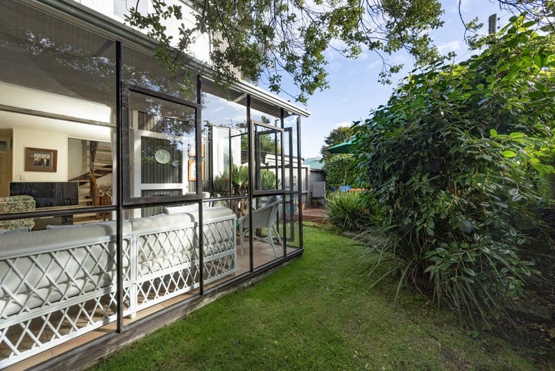 1/47 Cardwell Street, Onehunga, Auckland - Carousel 1