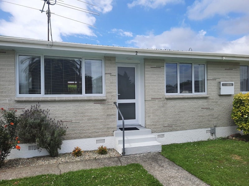 2/12 Poplar Grove, Ebdentown, Upper Hutt - Carousel 1