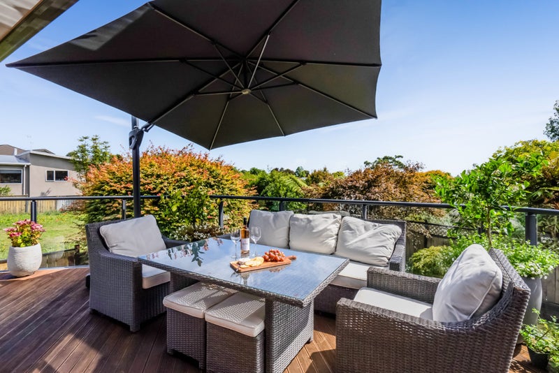 17 Ashmore Drive, Frankleigh Park, New Plymouth - Carousel 2