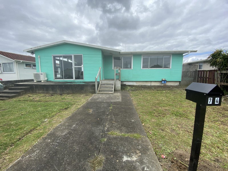 74 Bader Drive, Mangere, Auckland - Carousel 1