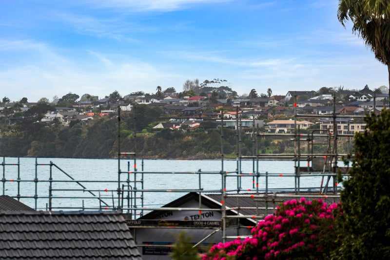 8 Tobruk Road, Panmure, Auckland - Carousel 21