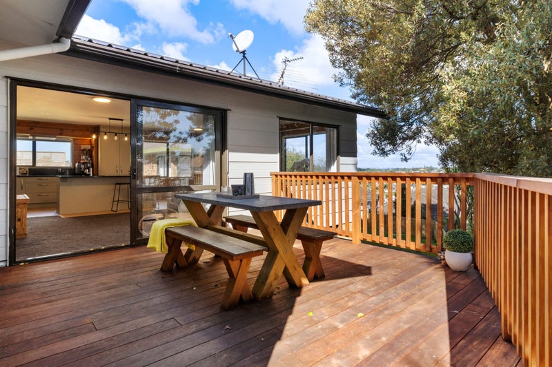 18A Ridge Road, Howick, Auckland - Carousel 1