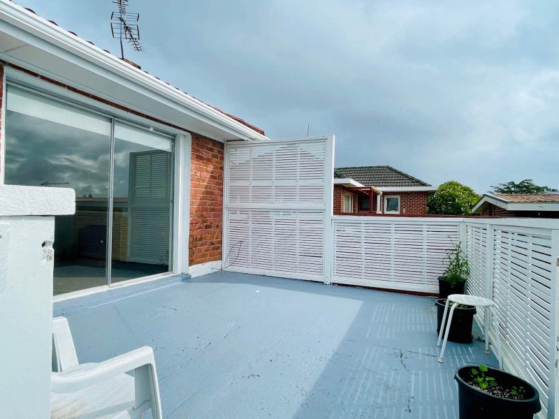 5 Riverview Road, New Lynn, Auckland - Carousel 13