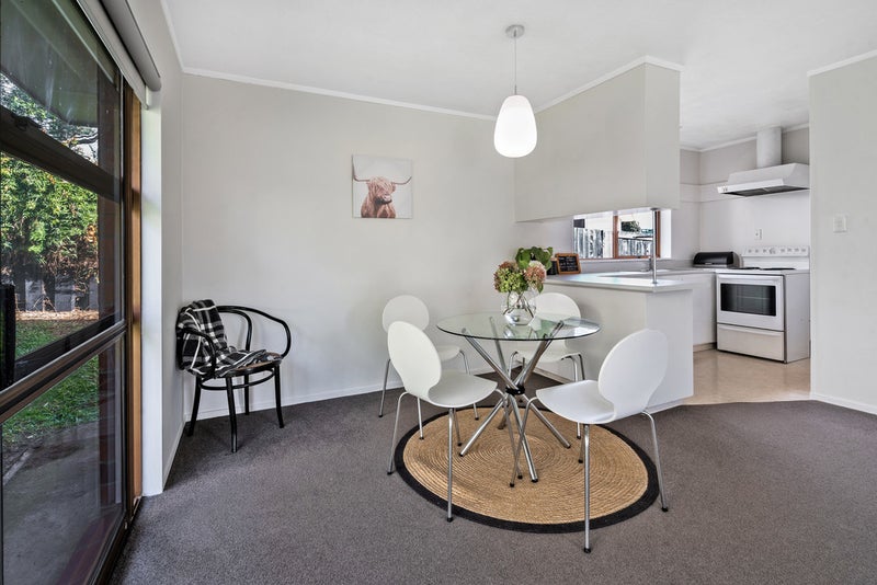 2/14 ABERFELDY AVE, Highland Park, Auckland - Carousel 2
