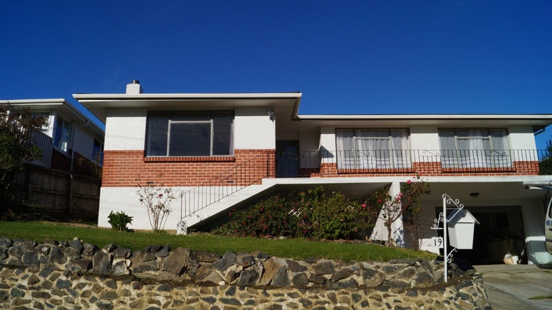 19 Stevenson Road, Concord, Dunedin - Carousel 1