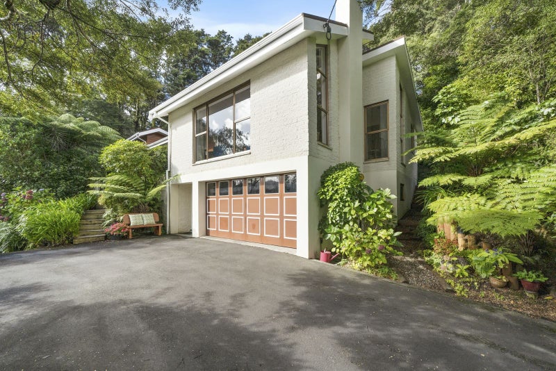 10B Birch Grove, Pinehaven, Upper Hutt - Carousel 1