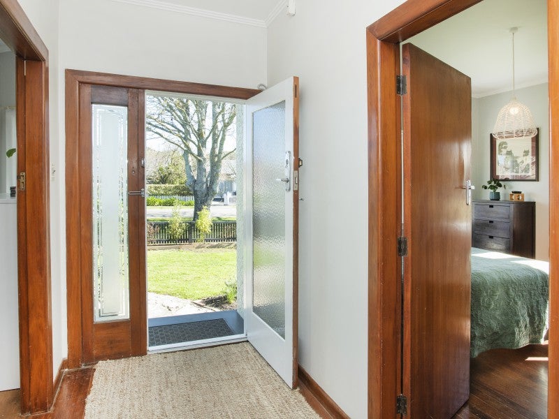 120 Iranui Road, Inner Kaiti, Gisborne - Carousel 16