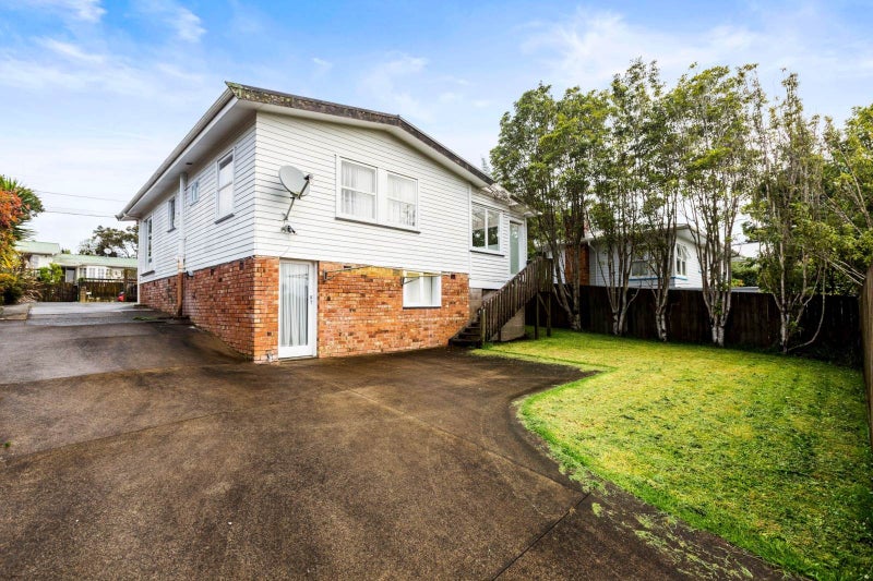 12 Paramu Avenue, Birkdale, Auckland - Carousel 1