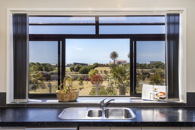 22 Edgewater Place, Blenheim - Carousel 2