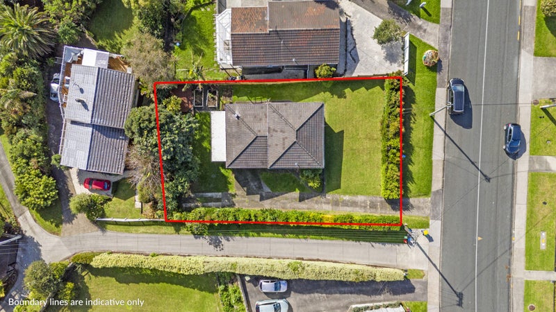36 Verbena Road, Birkdale, Auckland - Carousel 1