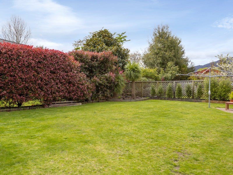 9 Robinson Terrace, Rangatira Park, Taupo - Carousel 17