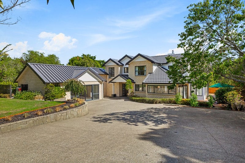 45 Chester Avenue, Greenhithe, Auckland - Carousel 2