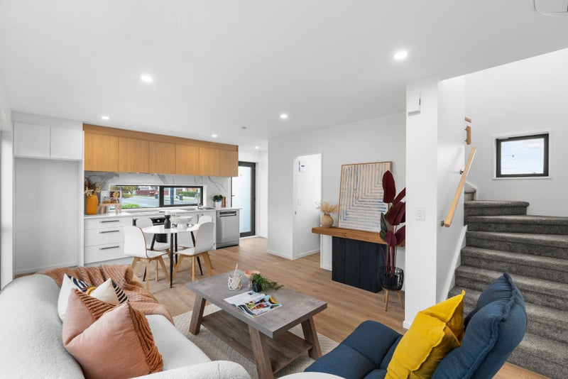 3/101 Wainui Street, Riccarton, Christchurch - Carousel 1