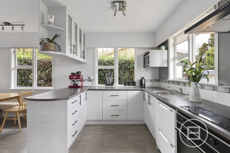 260 Hepburn Road, Glendene, Auckland - Carousel 2