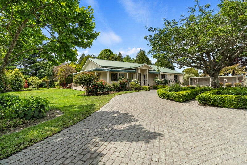 152 Piako Road, Gordonton, Hamilton - Carousel 1