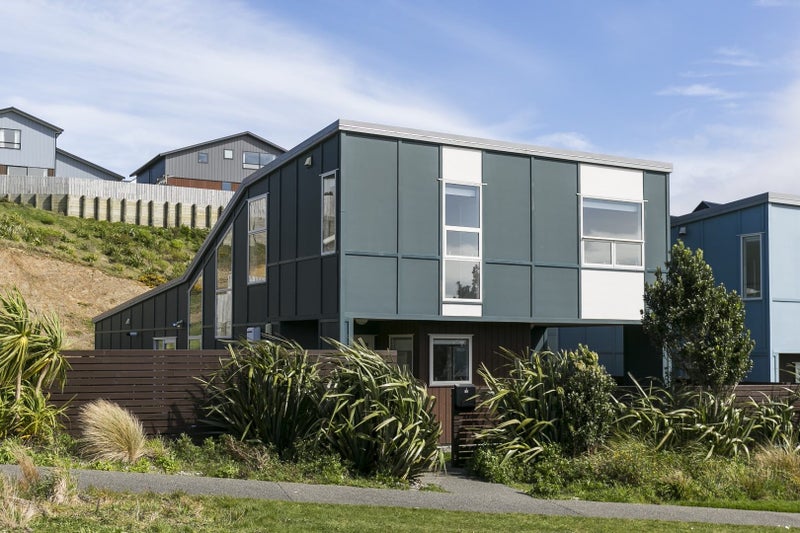 80 Cedarwood Street, Woodridge, Wellington - Carousel 1