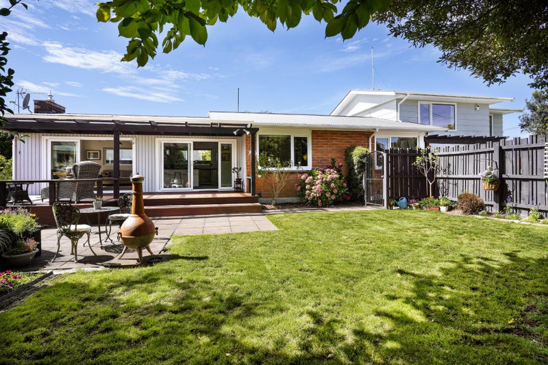 240 Lake Terrace Road, Shirley, Christchurch - Carousel 1