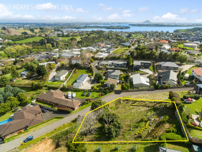 5 Flight Valley Way, Welcome Bay, Tauranga - Carousel 2
