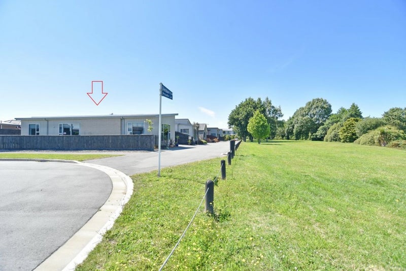 1 Glenbarr Lane, Broomfield, Christchurch - Carousel 17