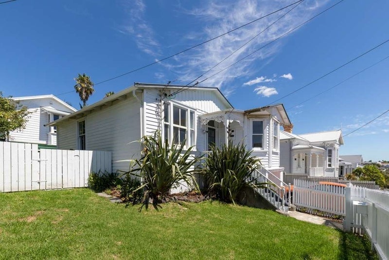 12 Sussex Street, Grey Lynn, Auckland - Carousel 1
