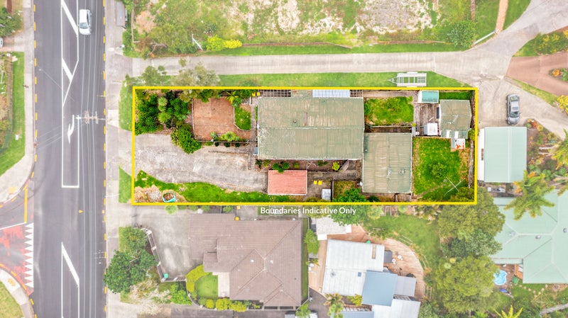 94 Godley Road, Green Bay, Auckland - Carousel 2