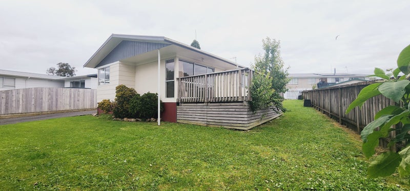 17 Paramount Parade, Tikipunga, Whangarei - Carousel 2