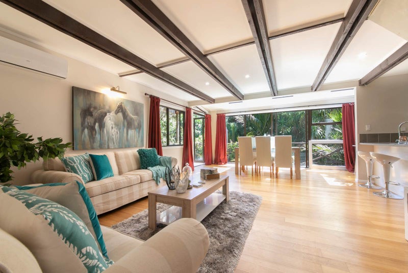 47 Western Road, Laingholm, Auckland - Carousel 2