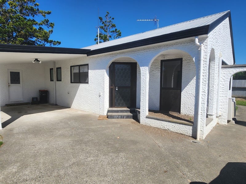 415B Gloucester Street, Taradale, Napier - Carousel 1