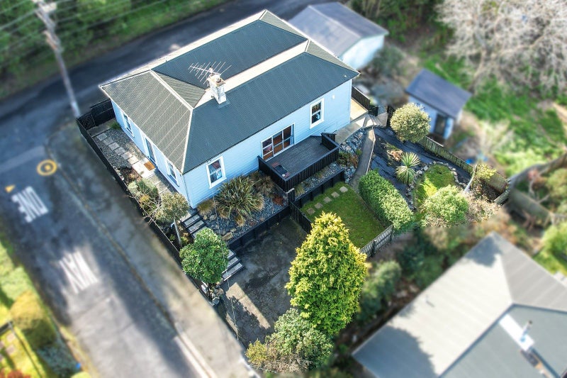 1 Wickliffe Terrace, Port Chalmers, Dunedin - Carousel 2