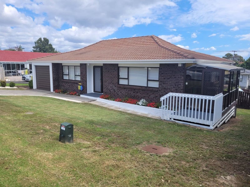 1/87 Cook Street, Howick, Auckland - Carousel 1