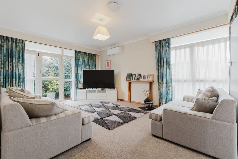 4 Innes Place, Roslyn, Palmerston North - Carousel 2