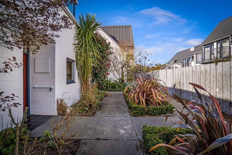 15/27 Cornwall Street, St Albans, Christchurch - Carousel 2