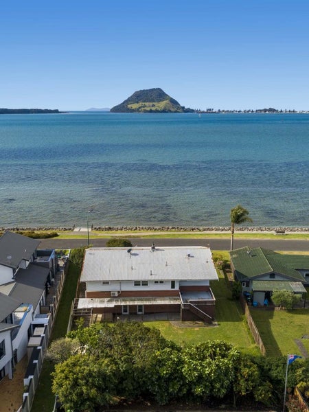 82 Harbour Drive, OTUMOETAI, TAURANGA - Carousel 24
