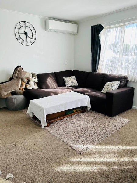 1/35 WATERVIEW ROAD WEST, TAKANINI, Auckland - Carousel 2