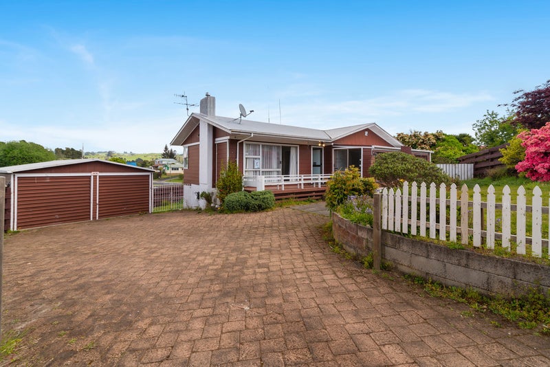 86 Alison Street, Mangakakahi, Rotorua - Carousel 1