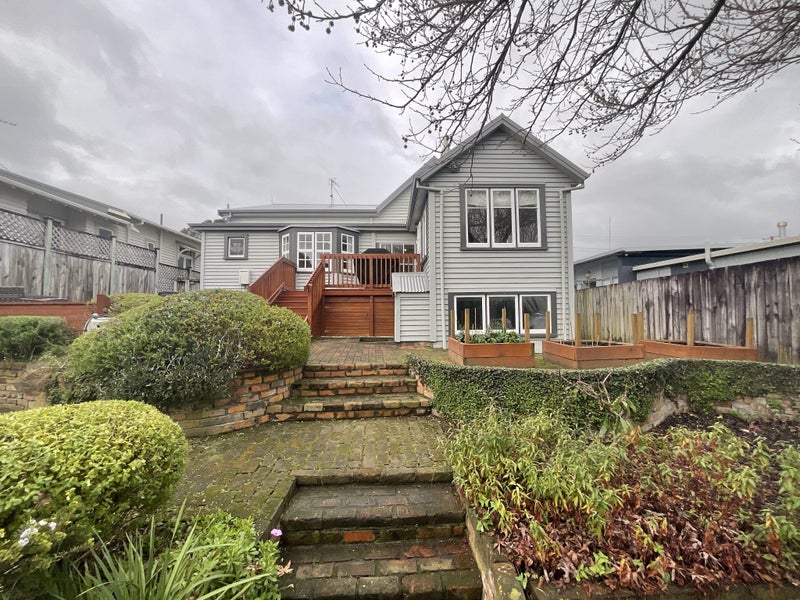 117 Lemon Street, New Plymouth, New Plymouth - Carousel 1