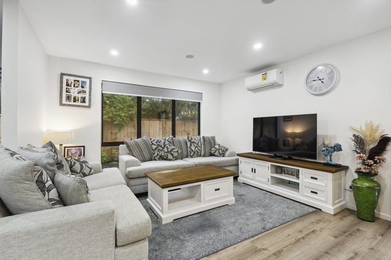 43F Beach Road, Pahurehure, Papakura - Carousel 2