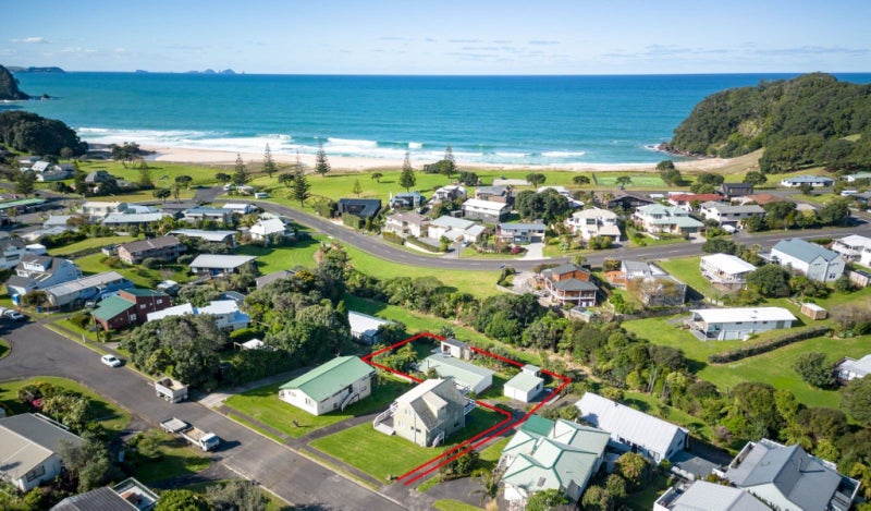 213 Russell Bruce Place, Onemana, Whangamatā - Carousel 2