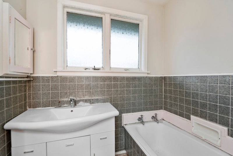 33 De Havilland Street, Hornby, Christchurch - Carousel 12