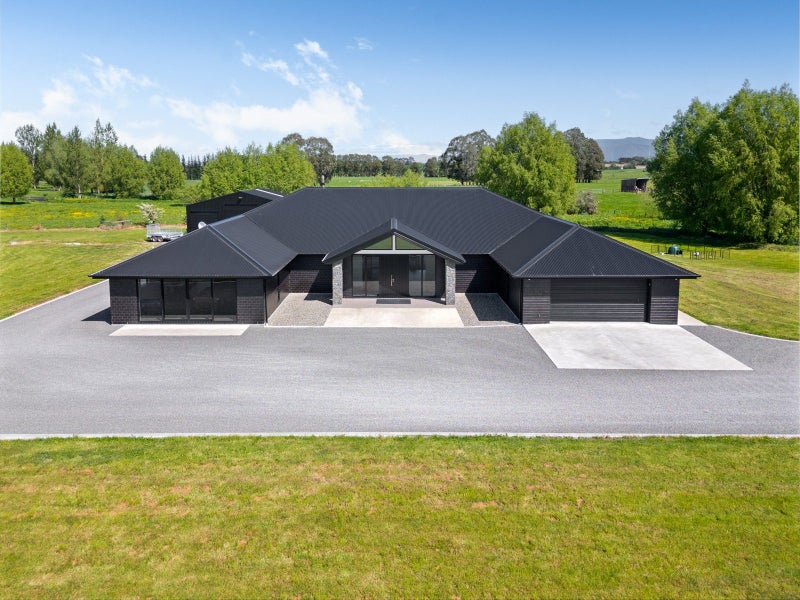 438 Park Road, Parkvale, Carterton - Carousel 1