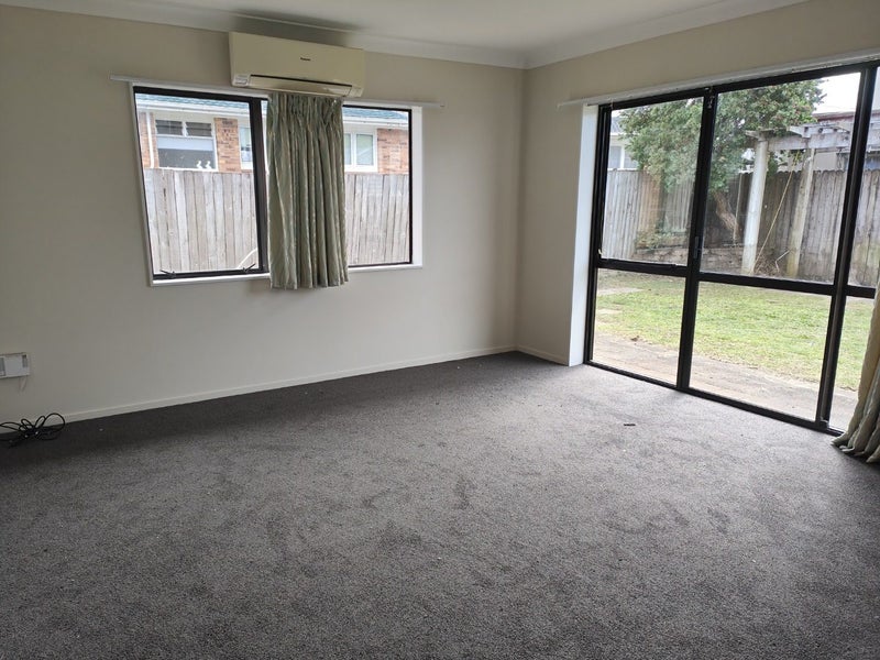 2/21 Campbell Road, One Tree Hill, Auckland - Carousel 2