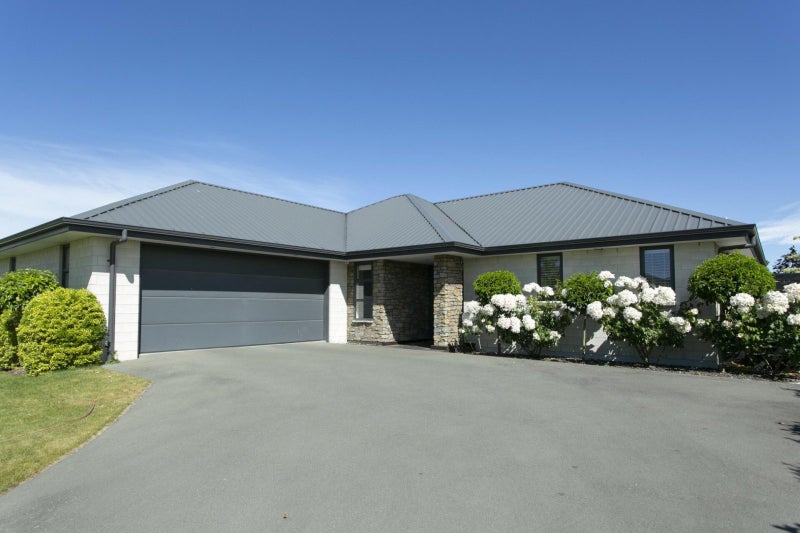 48 Charlesworth Drive, Allenton, Ashburton - Carousel 1