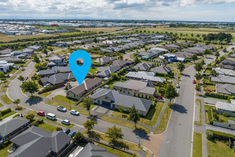 4 Mariposa Crescent, Aidanfield, Christchurch - Carousel 24